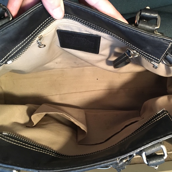 Coach Hamptons leather carryall shoulder tote - Picture 2 of 4